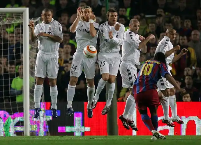 一位名不见 一位名不见